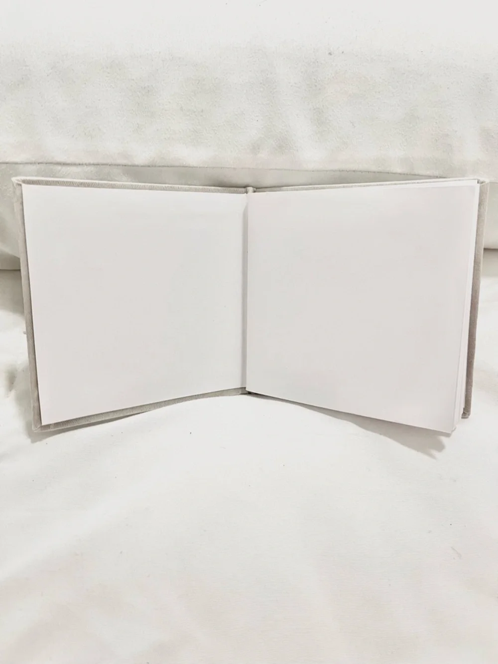 EVDY Beaded Cross 4x4 Notepad 96 Blank Pages NWT
